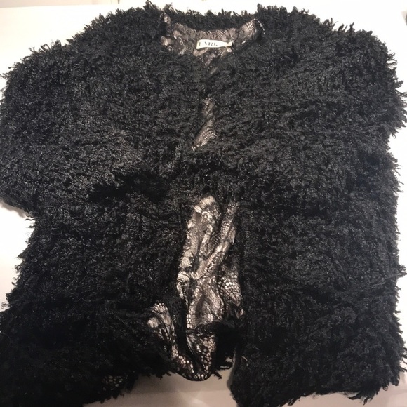 Lark size small faux fur cardigan/jacket - Picture 2 of 8